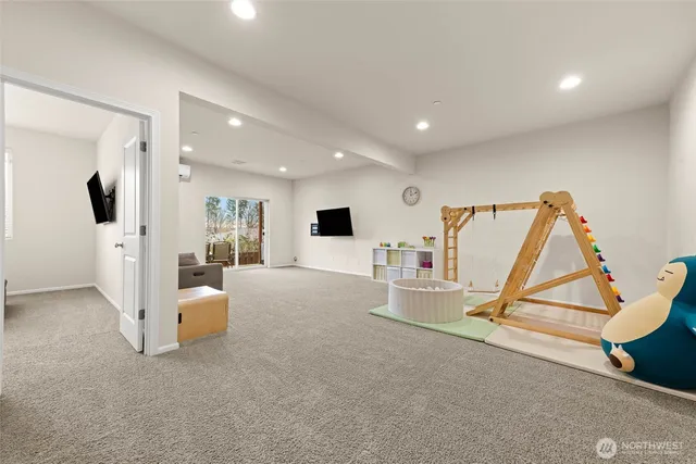 $839,950 | 21056 37th Court South, Unit 9, SeaTac, WA 98198