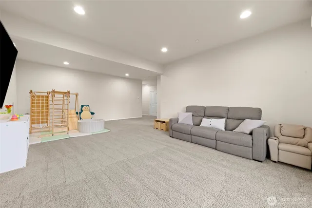 $839,950 | 21056 37th Court South, Unit 9, SeaTac, WA 98198