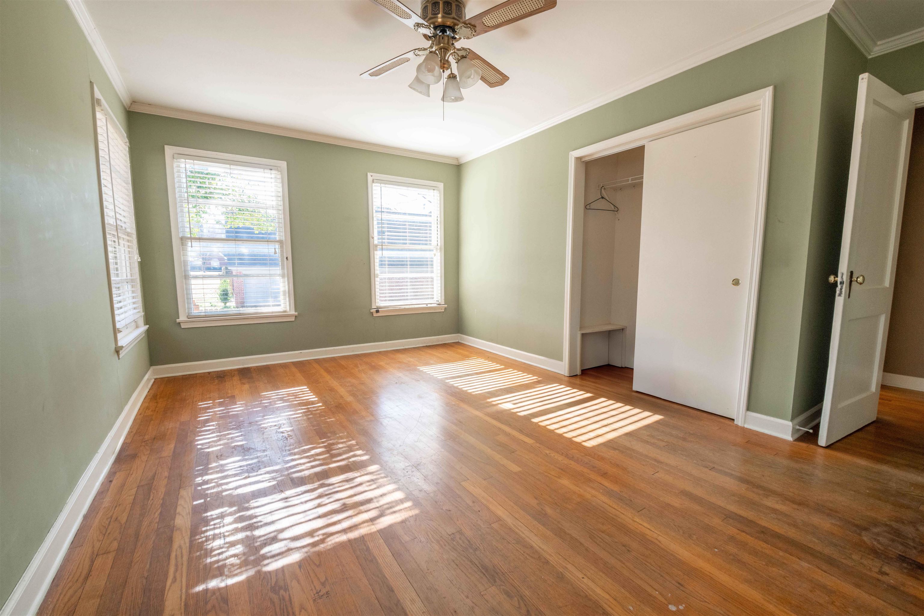 1227 Whitten Road Memphis, TN 38134 - Photo 14 of 15 a view of an empty room and window