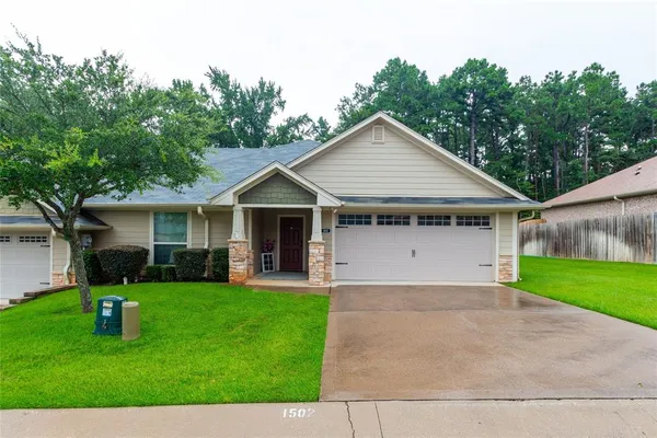 $237,500 | 421 West Cumberland Road, Unit 1502, Tyler, TX 75703