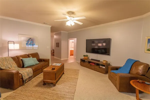 $237,500 | 421 West Cumberland Road, Unit 1502, Tyler, TX 75703