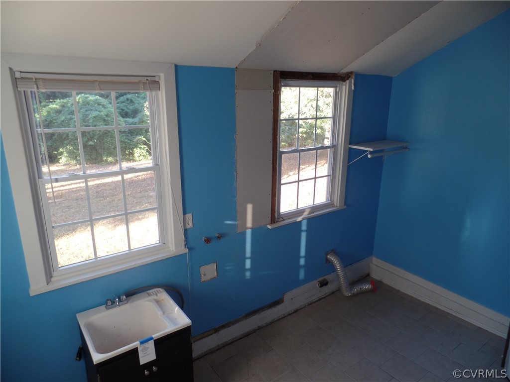 2206 Springdale Road Richmond, VA 23222 - Photo 16 of 45 Gallery Image 16