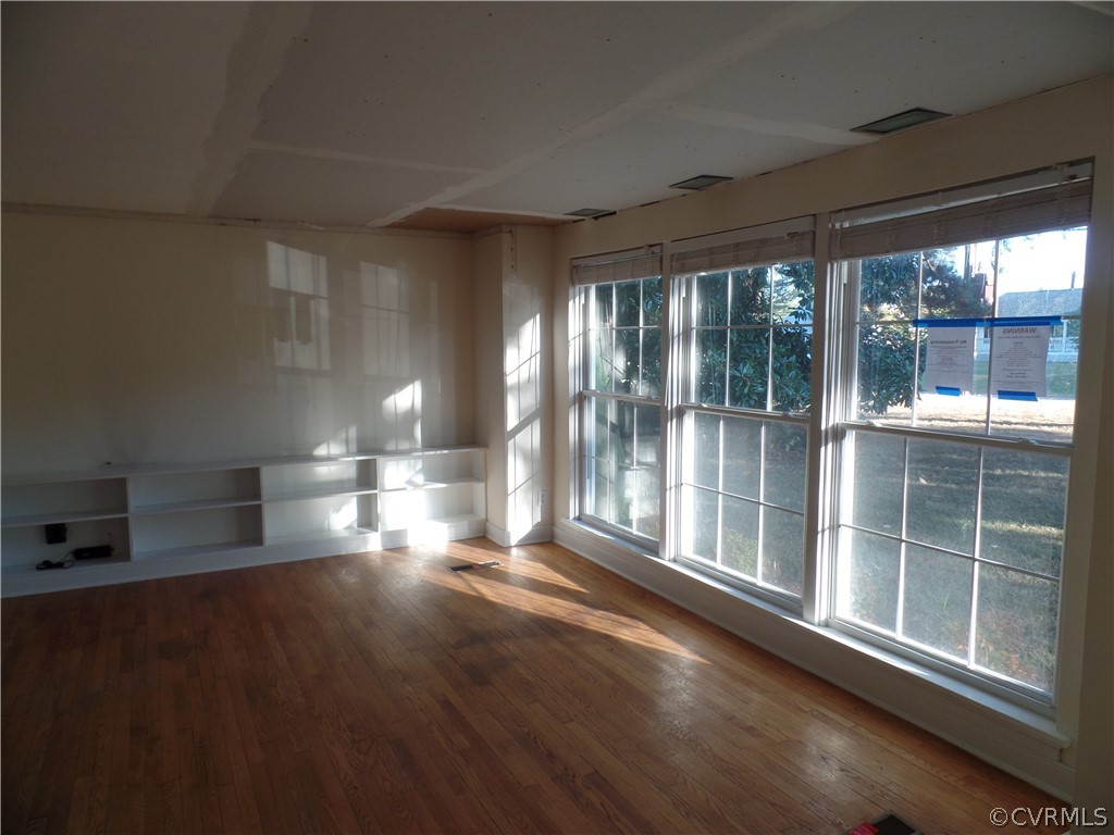 2206 Springdale Road Richmond, VA 23222 - Photo 3 of 45 Gallery Image 3