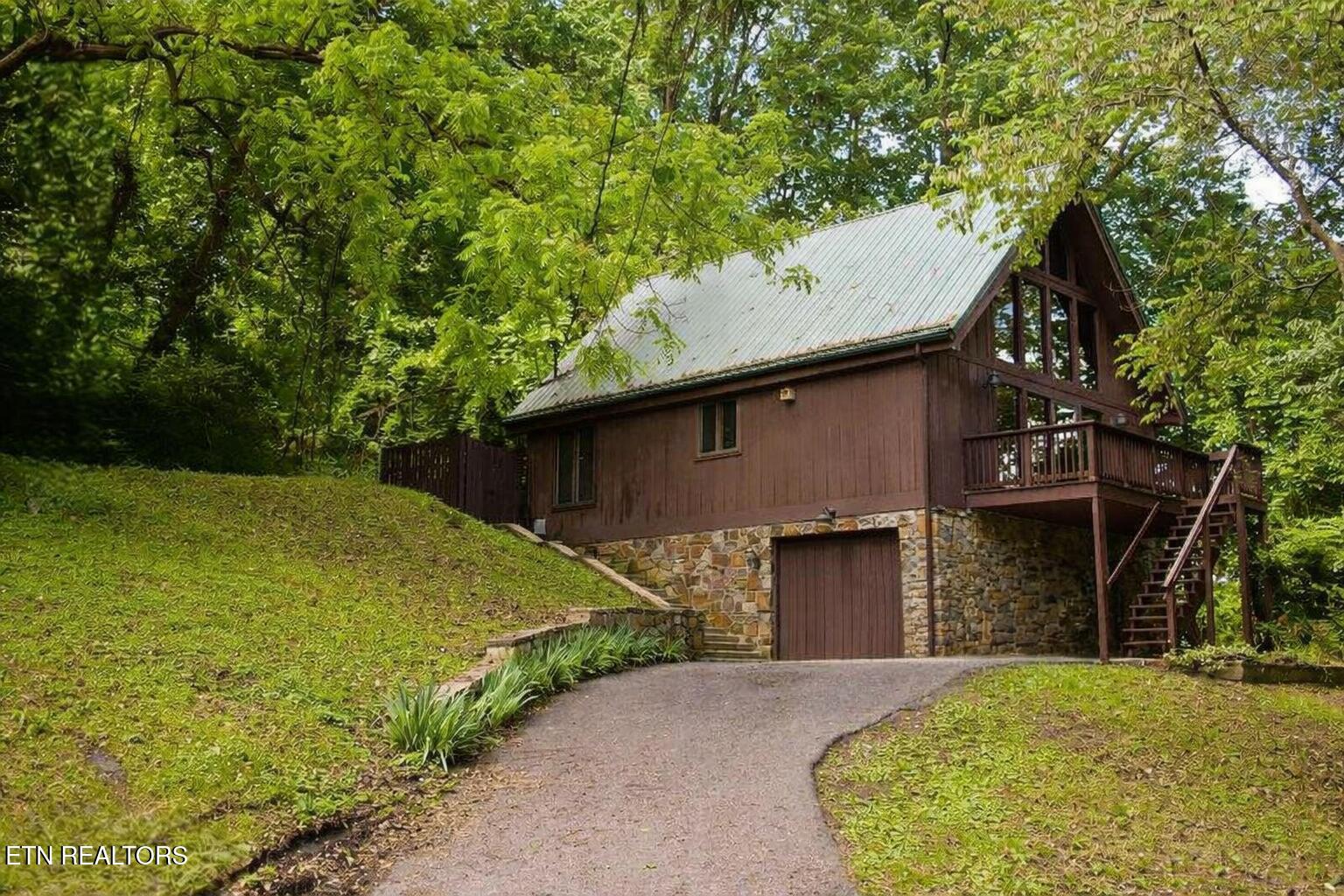 515 Englewood Road Middlesboro, KY 40965 - Photo 1 of 20 englewood2026
