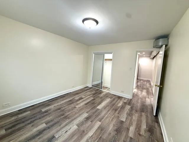 $1,400 | 11137 South Emerald Avenue, Unit 1R, Chicago, IL 60628