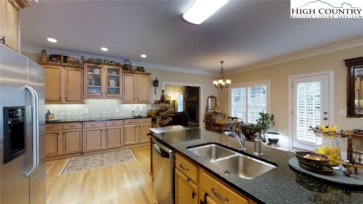 455 Russelton Road Boone, NC 28607 - Photo 14 of 29