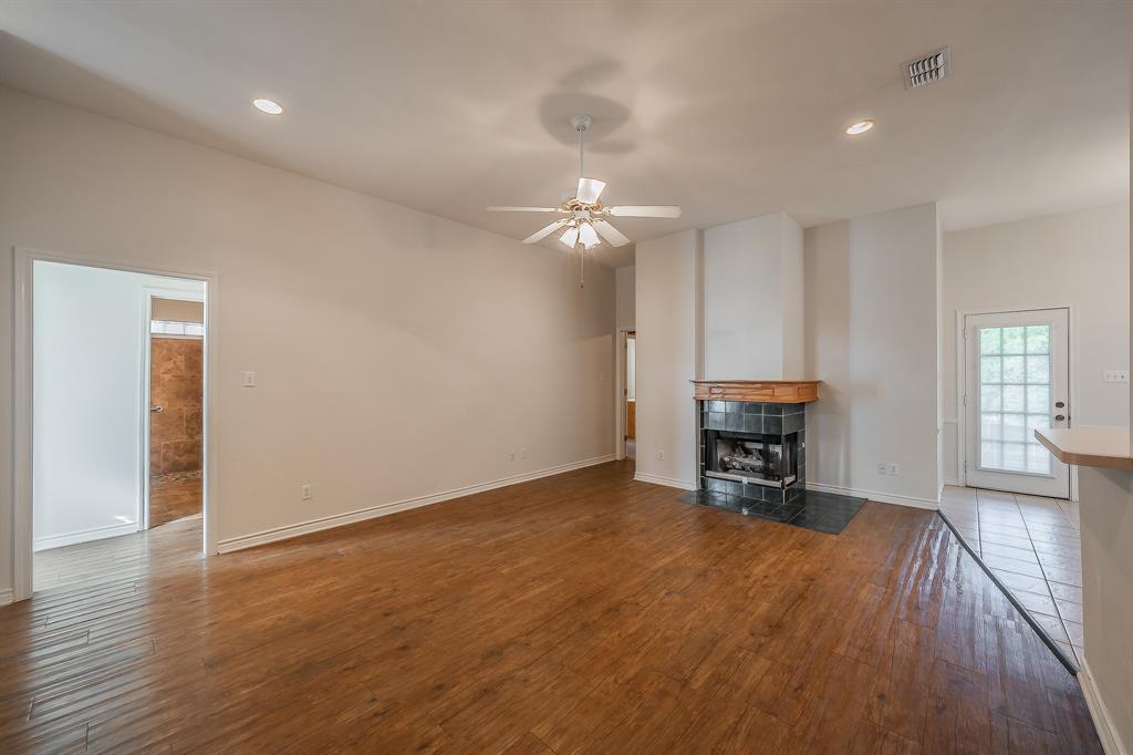 1304 South State Street Decatur, TX 76234 - Photo 14 of 39