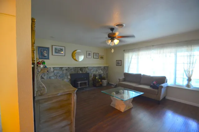 $435,000 | 232 Oak Avenue, Galt, CA 95632