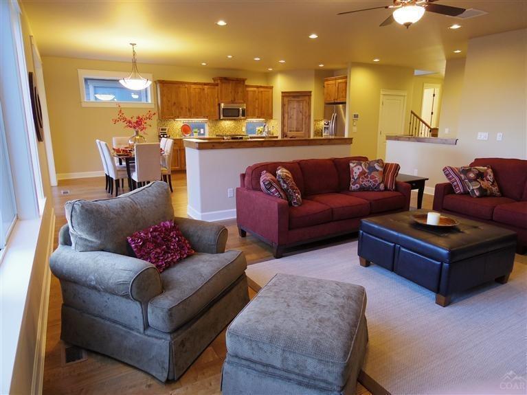61044 Manhae Loop Bend, OR 97702 - Photo 13 of 21 Picture of similar home, same floor plan