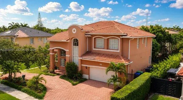 $1,200,000 | 7856 Northwest 167th Terrace, Miami Lakes, FL 33016
