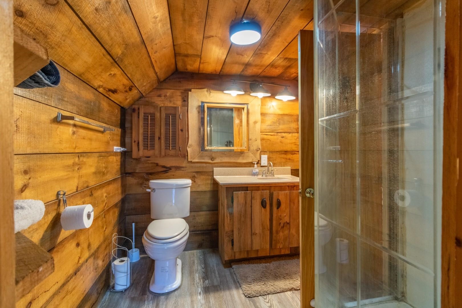 882 Toad Pond Road Morgan, VT 05853 - Photo 6 of 54