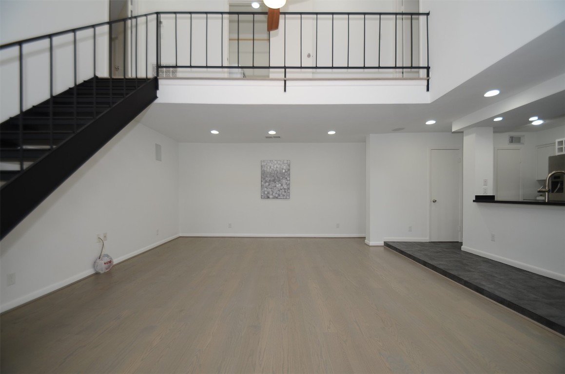 5524 Beverly Hill Street, Unit 2 Houston, TX 77056 - Photo 3 of 43