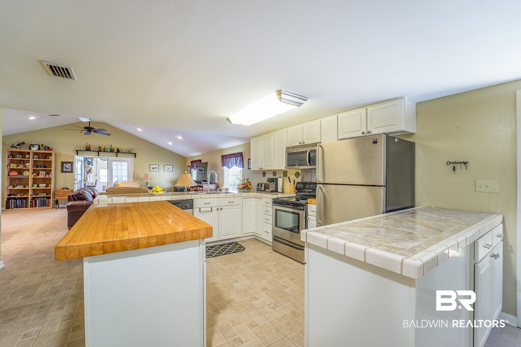 6588 Cook Road Foley, AL 36535 - Photo 15 of 32