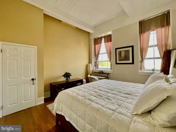 $215,000 | 2400 Baynard Boulevard, Unit 11, Wilmington, DE 19802