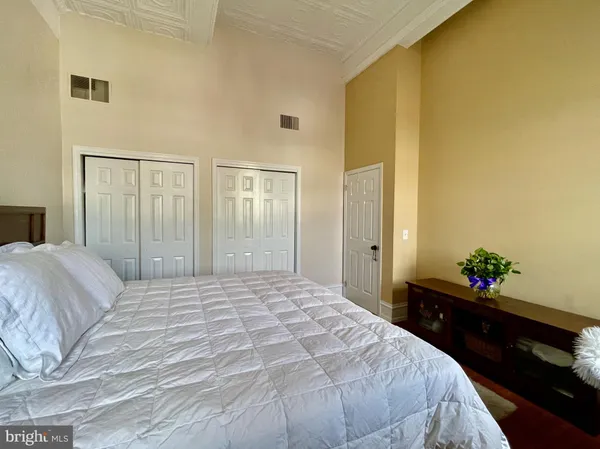 $215,000 | 2400 Baynard Boulevard, Unit 11, Wilmington, DE 19802