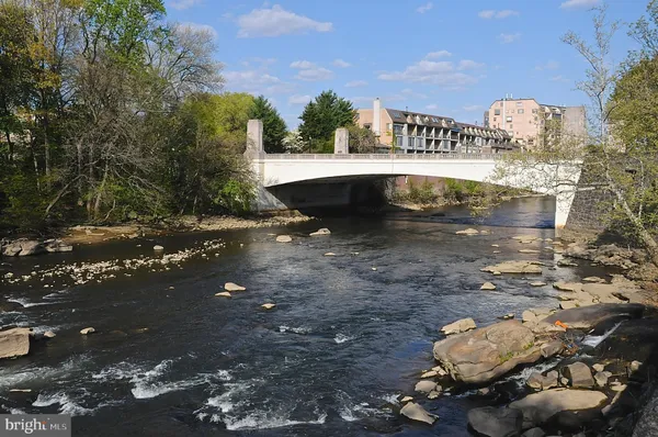 $215,000 | 2400 Baynard Boulevard, Unit 11, Wilmington, DE 19802