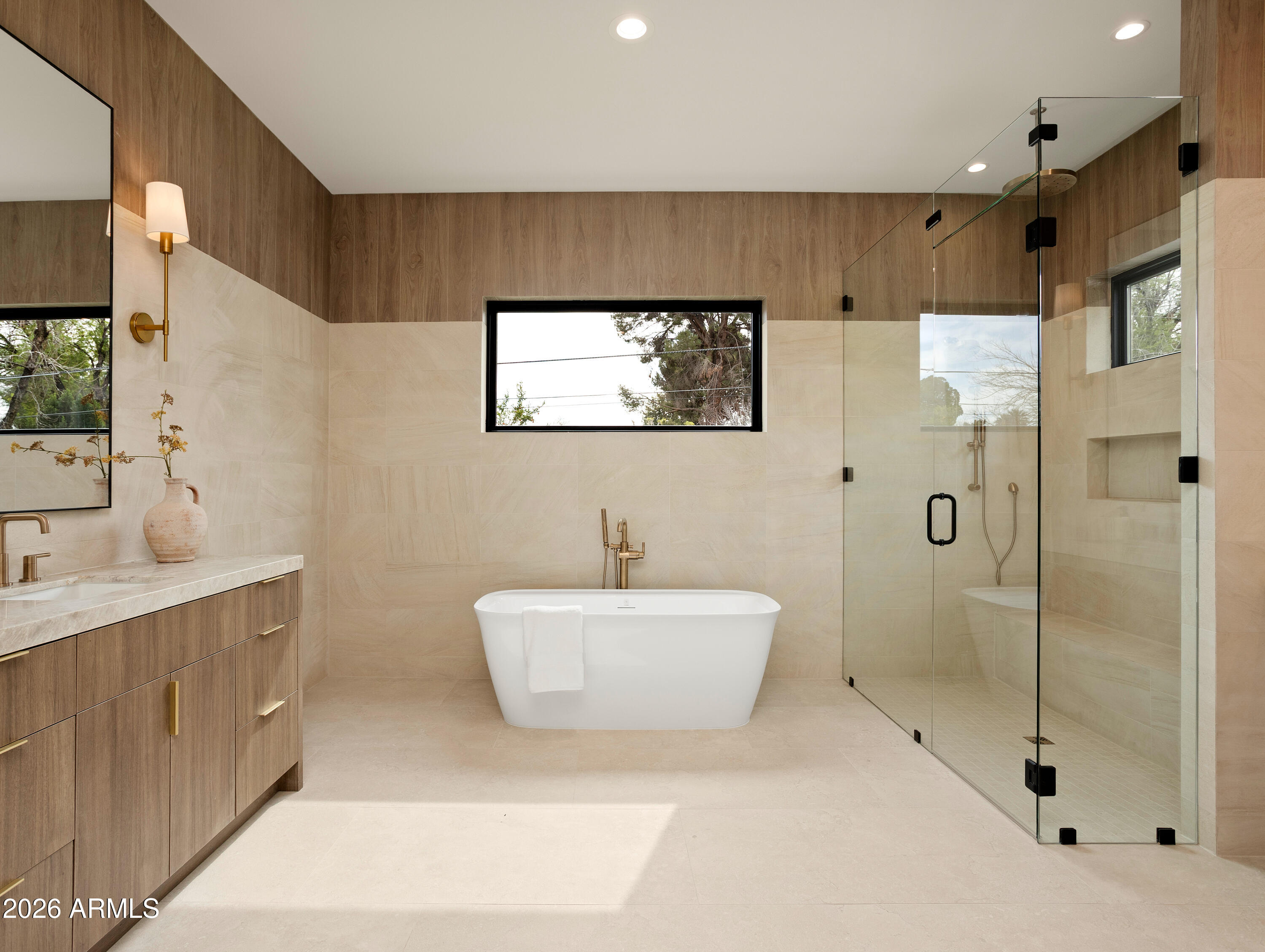 2901 East Pierson Street Phoenix, AZ 85016 - Photo 21 of 46 Primary Bathroom