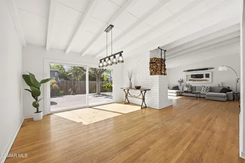 $1,375,000 | 1289 El Monte Drive, Thousand Oaks, CA 91362