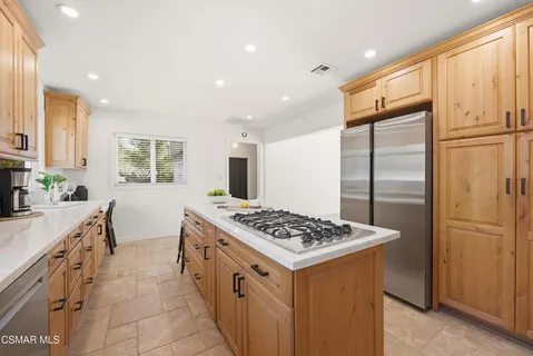 $1,375,000 | 1289 El Monte Drive, Thousand Oaks, CA 91362