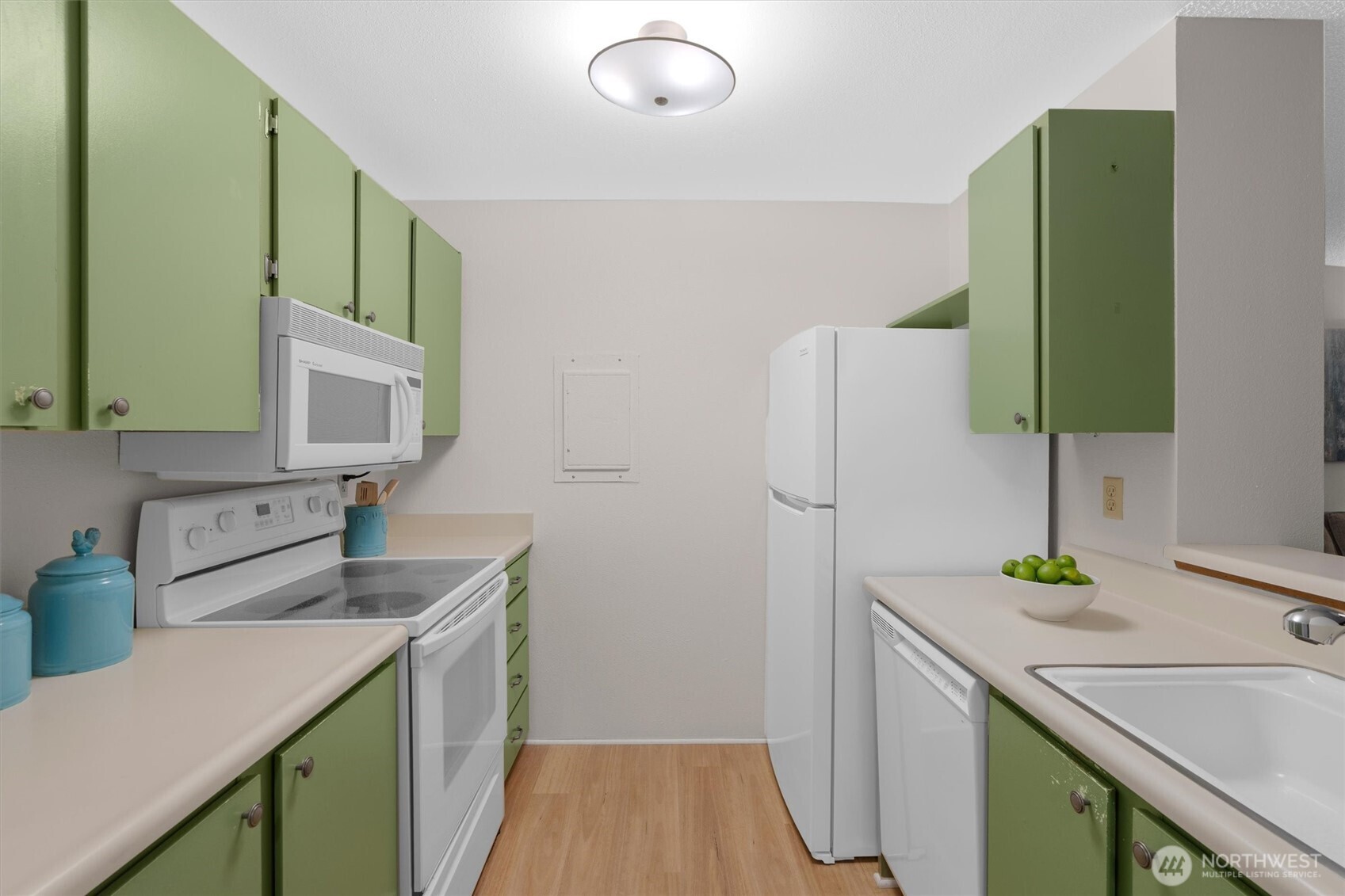 17535 150th Court Southeast, Unit N11 Renton, WA 98058 - Photo 10 of 39 Gallery Image 10