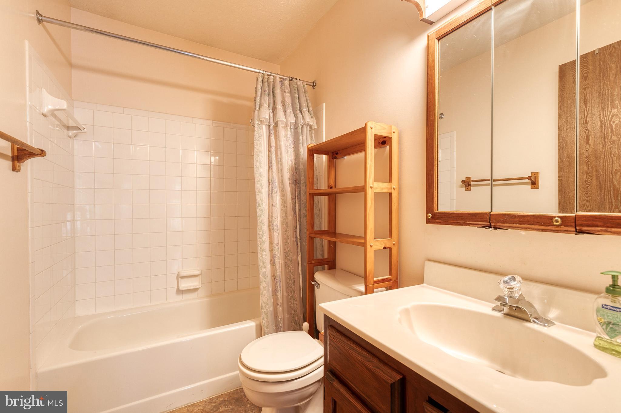 8676 Mission Road Jessup, MD 20794 - Photo 25 of 32 Full bathroom upstairs