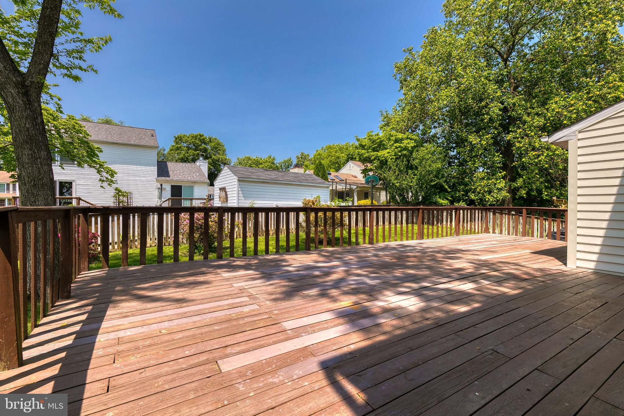 8676 Mission Road Jessup, MD 20794 - Photo 28 of 32 Back deck