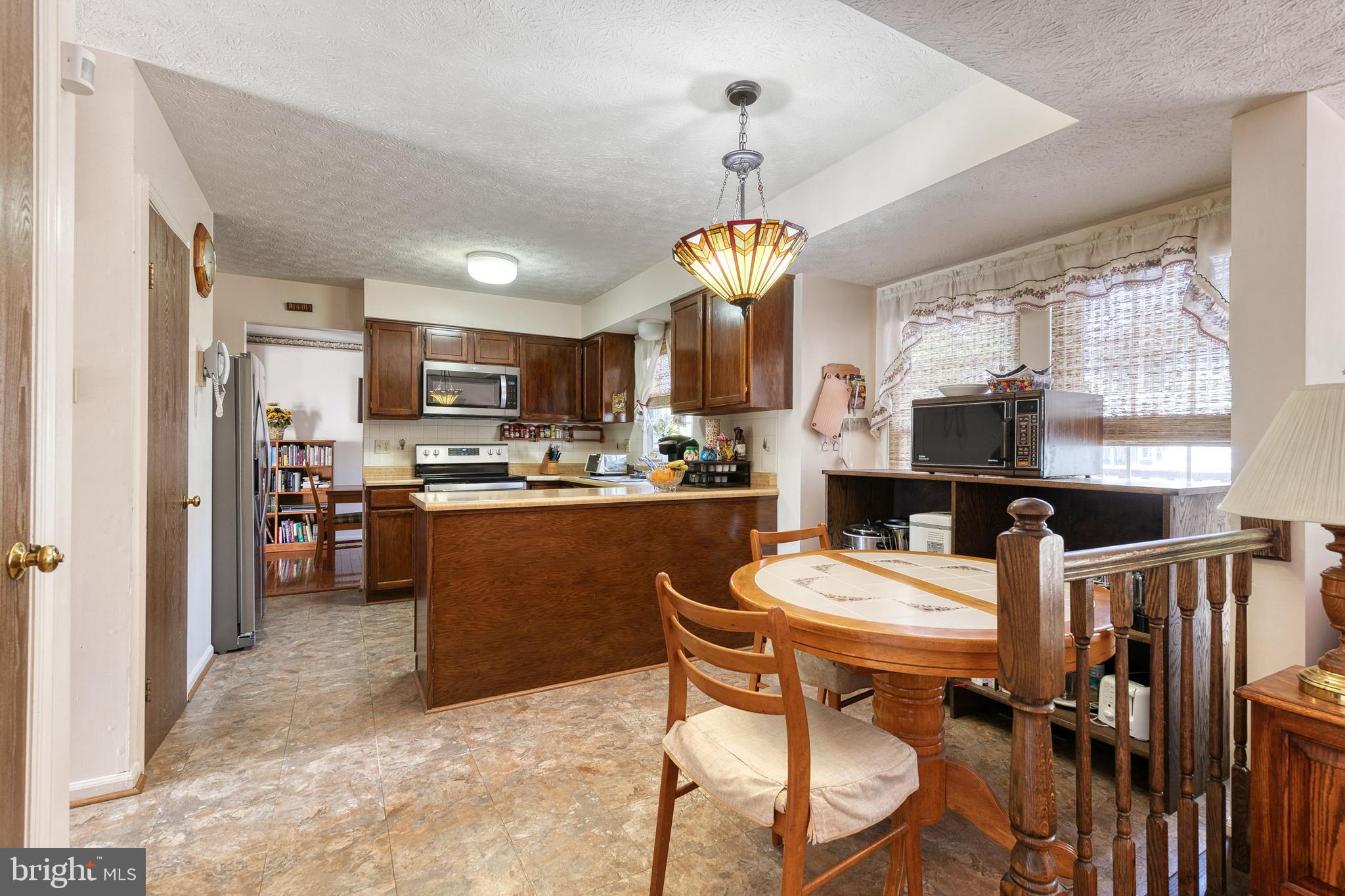 8676 Mission Road Jessup, MD 20794 - Photo 10 of 32 Eat in kitchen