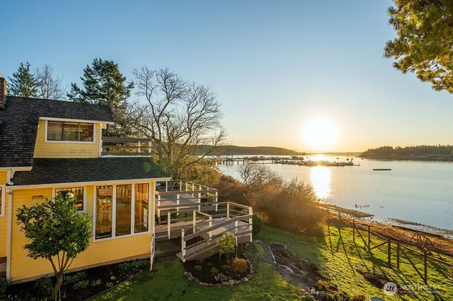 $1,325,000 | 2612 Fisherman Bay Road, Lopez Island, WA 98261