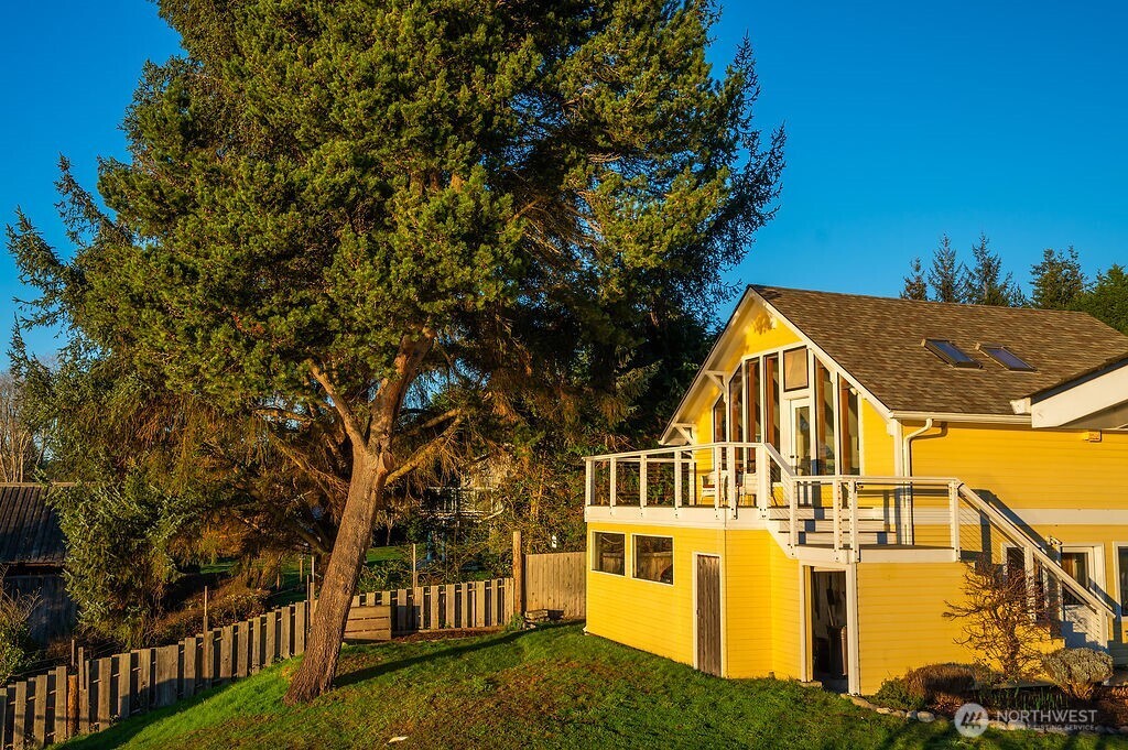 2612 Fisherman Bay Road Lopez Island, WA 98261 - Photo 27 of 40