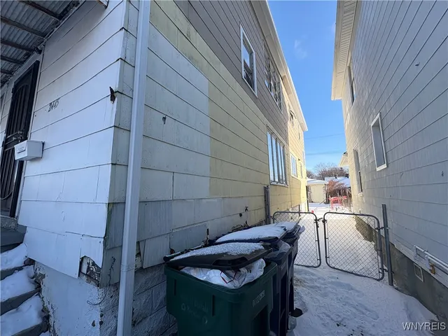 $1,400 | 2445 Bailey Avenue, Buffalo, NY 14215