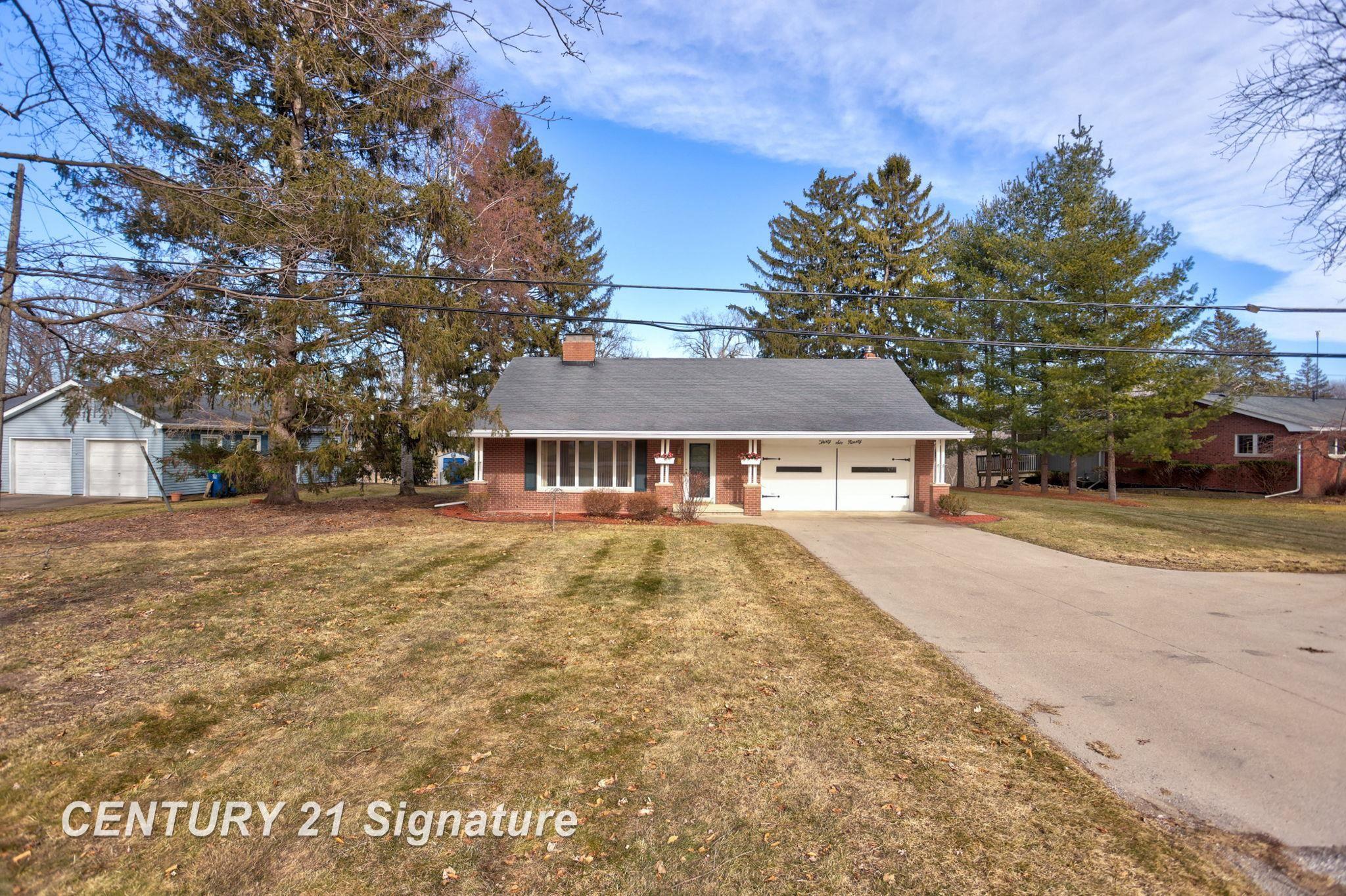 3690 North River Road Freeland, MI 48623 - Photo 5 of 57