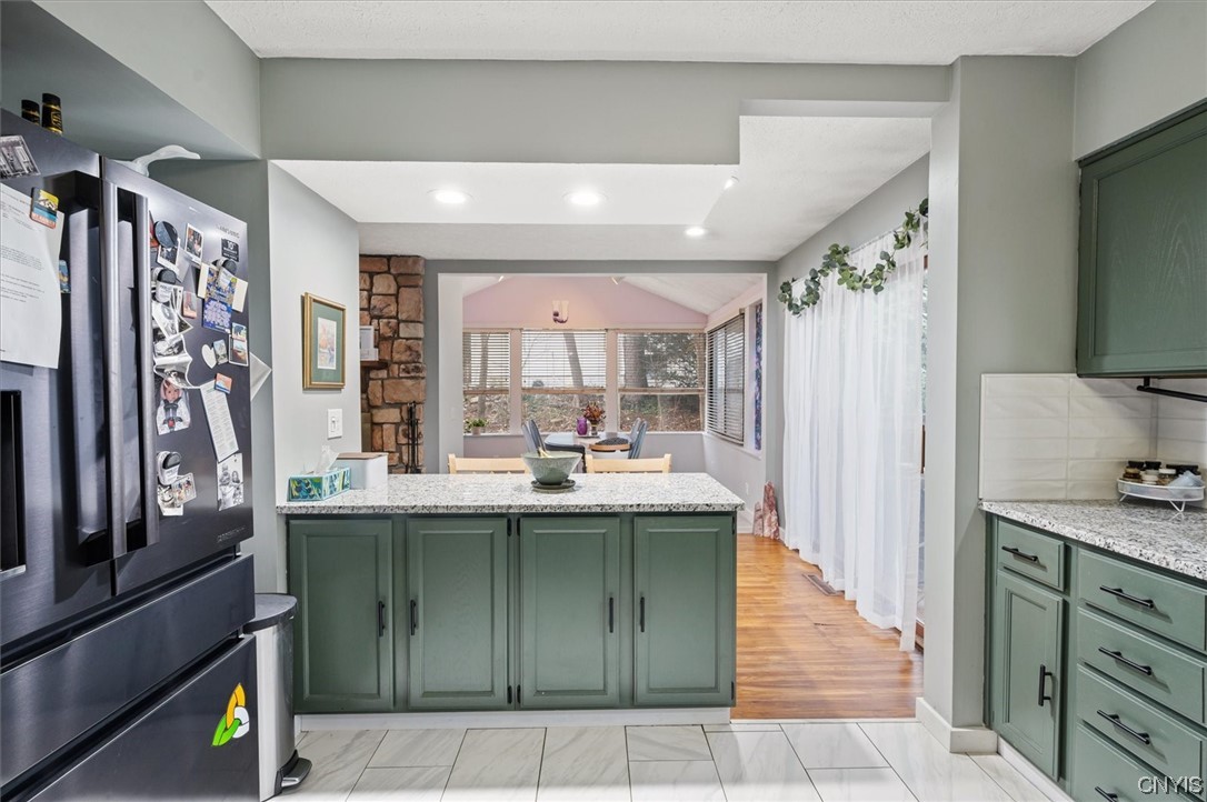 40 Charmwood Road Pittsford, NY 14534 - Photo 11 of 50