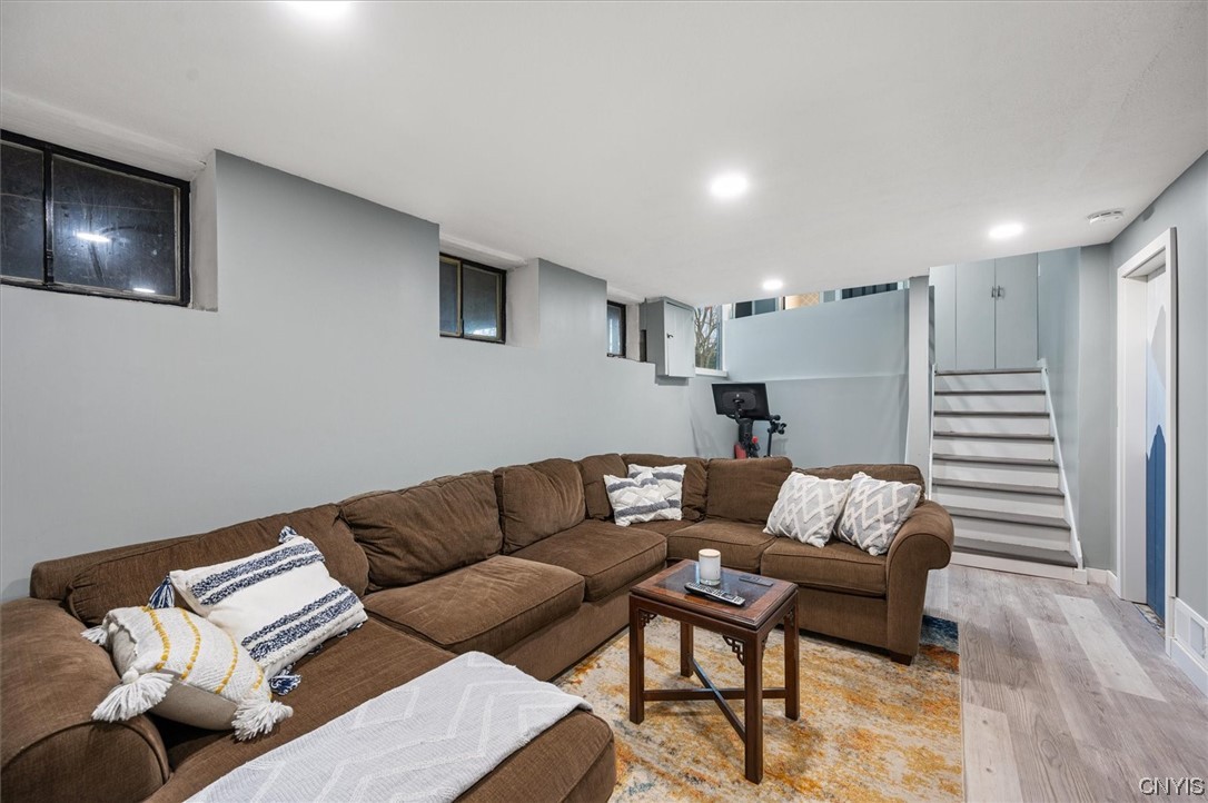 40 Charmwood Road Pittsford, NY 14534 - Photo 21 of 50