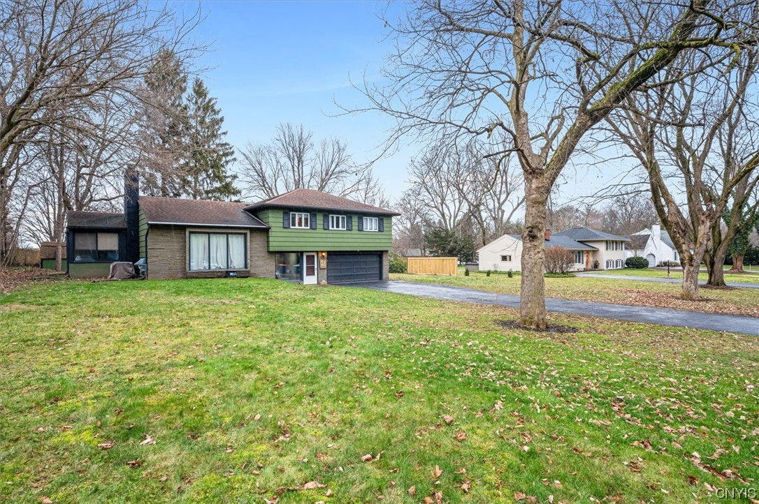 40 Charmwood Road Pittsford, NY 14534 - Photo 3 of 50