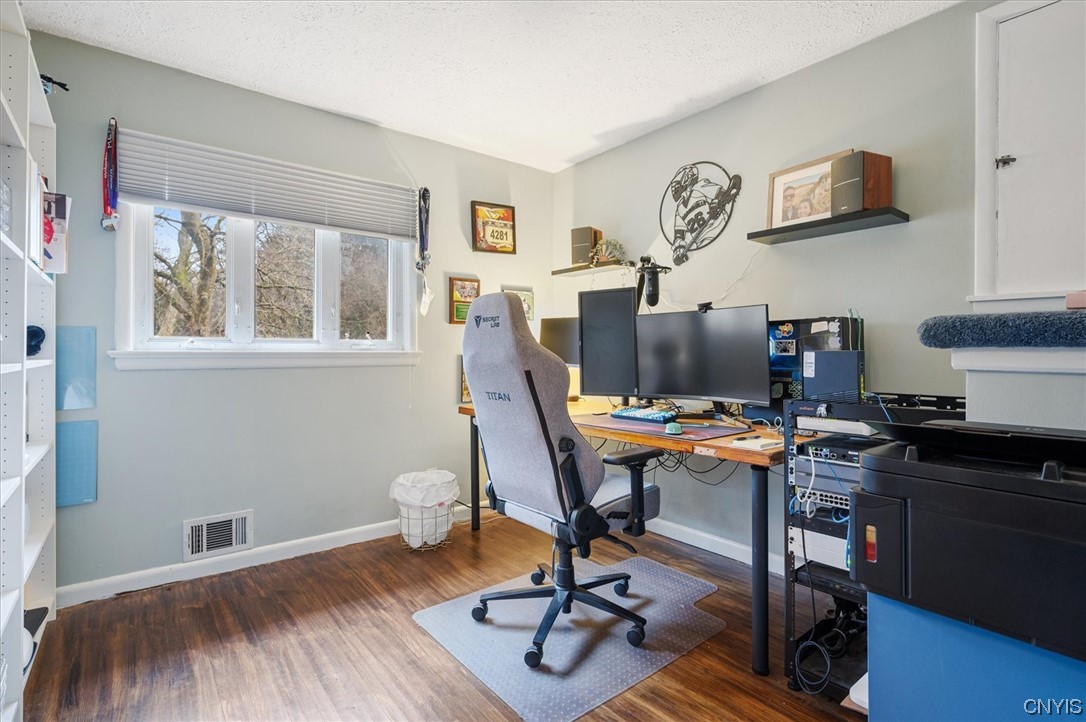 40 Charmwood Road Pittsford, NY 14534 - Photo 34 of 50