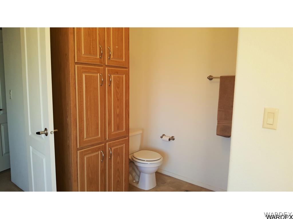 5341 North Laguna Road Golden Valley, AZ 86413 - Photo 19 of 31 Master bath