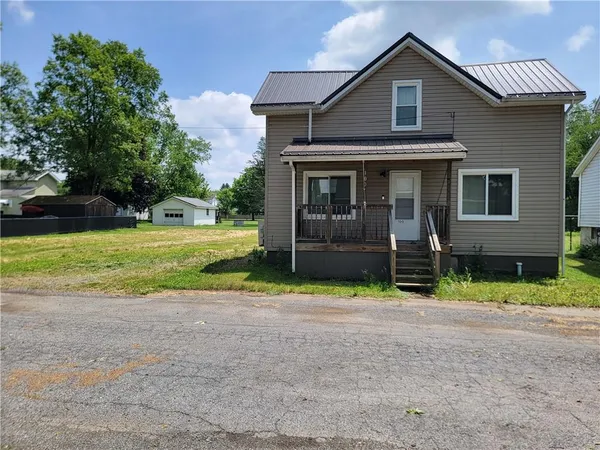 $93,000 | 100 Water Street, Big Run, PA 15715