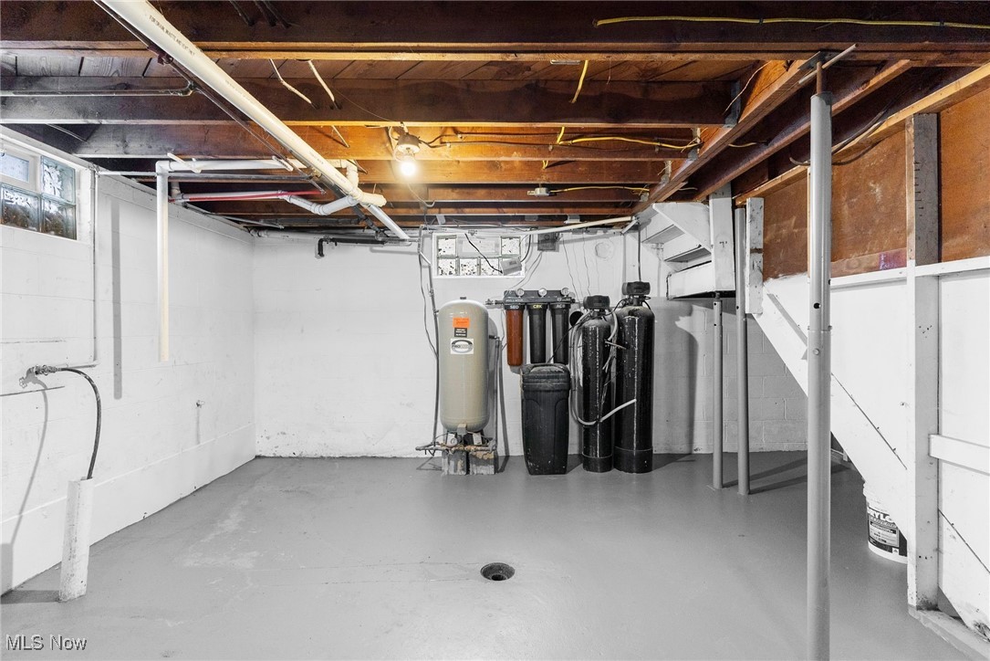 3441 Bell Wick Road Hubbard, OH 44425 - Photo 20 of 22 View of basement