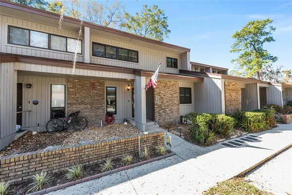 $220,000 | 2740 Northwest 39th Drive, Gainesville, FL 32606