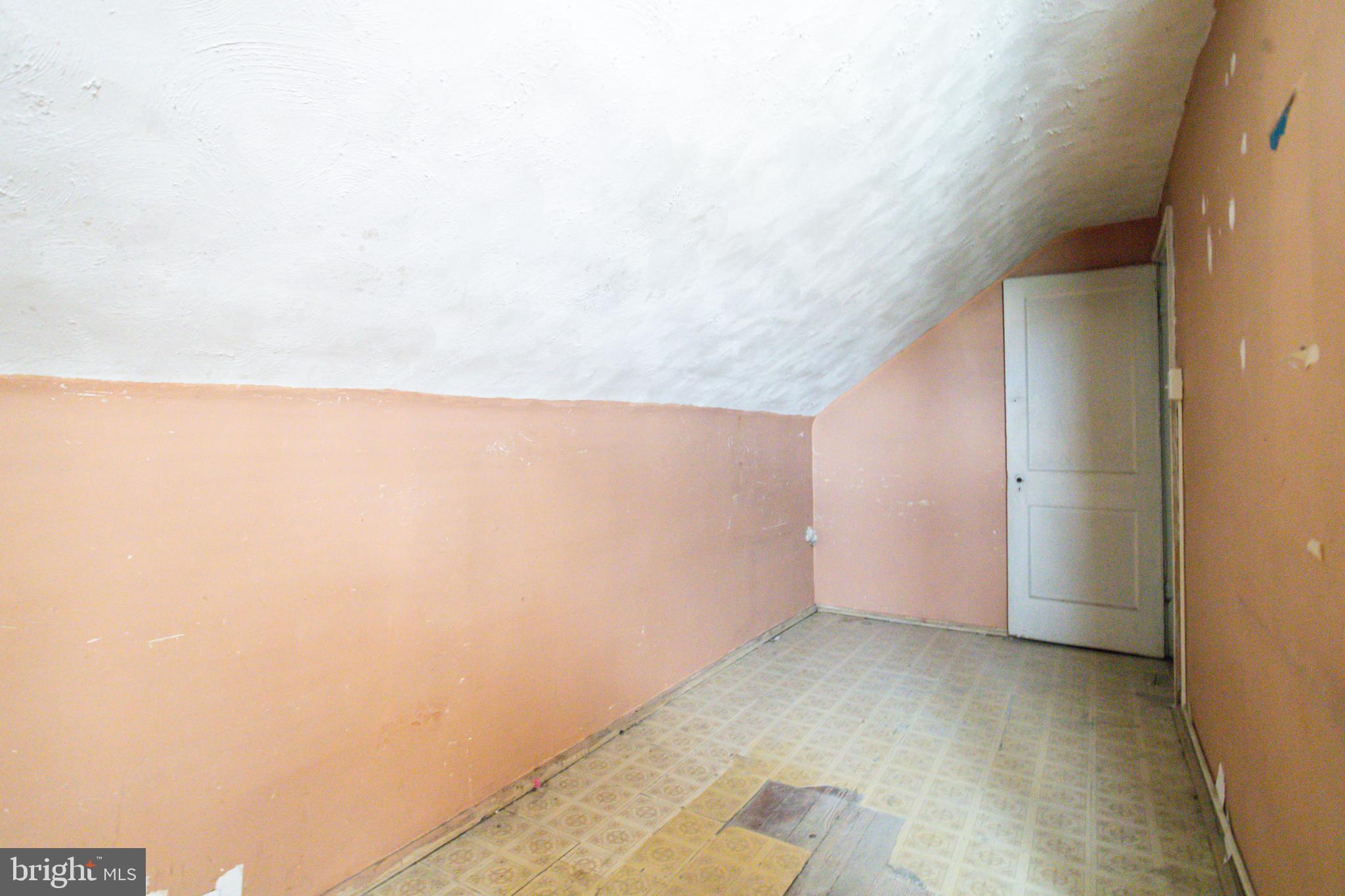 4209 Chatham Road Baltimore, MD 21207 - Photo 26 of 37 a view of room