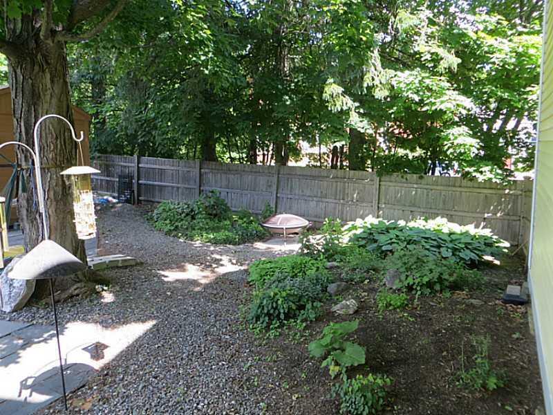 87 Middle Street Hallowell, ME 04347 - Photo 22 of 28 Yard/Garden.