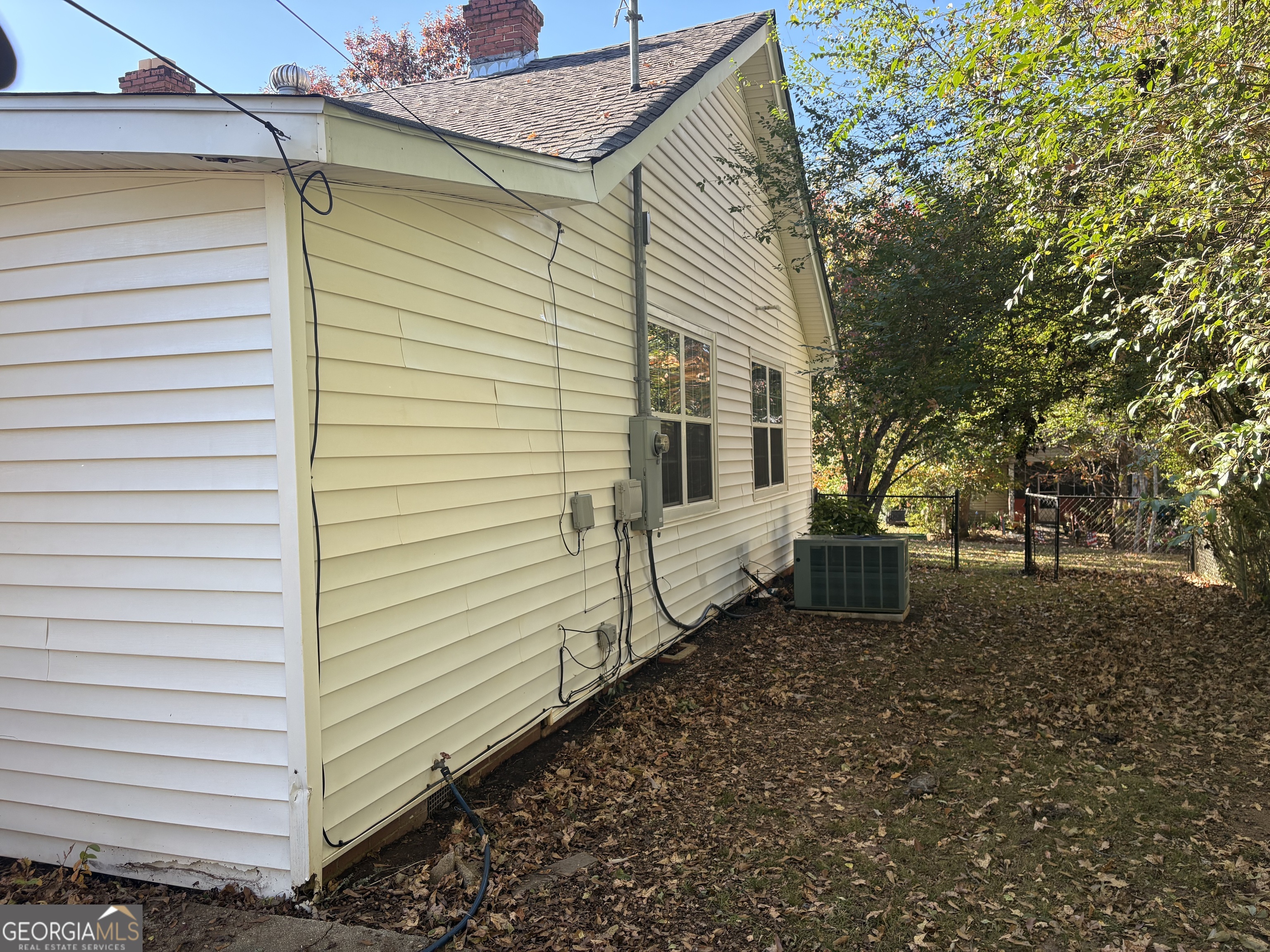 119 S Street Northwest Thomaston, GA 30286 - Photo 8 of 31 a view of a house with a yard