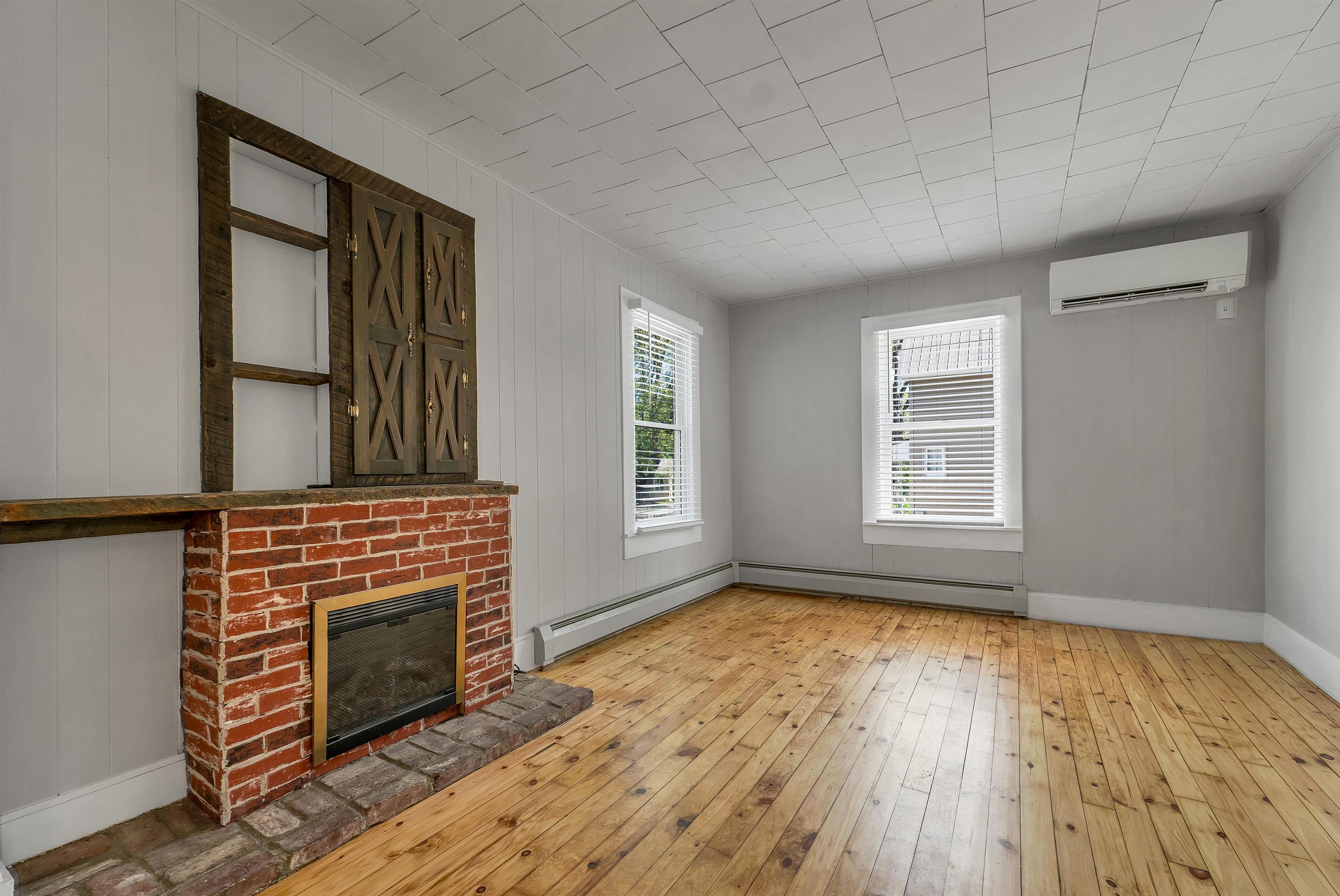 11 Grove Street Derry, NH 03038 - Photo 25 of 51