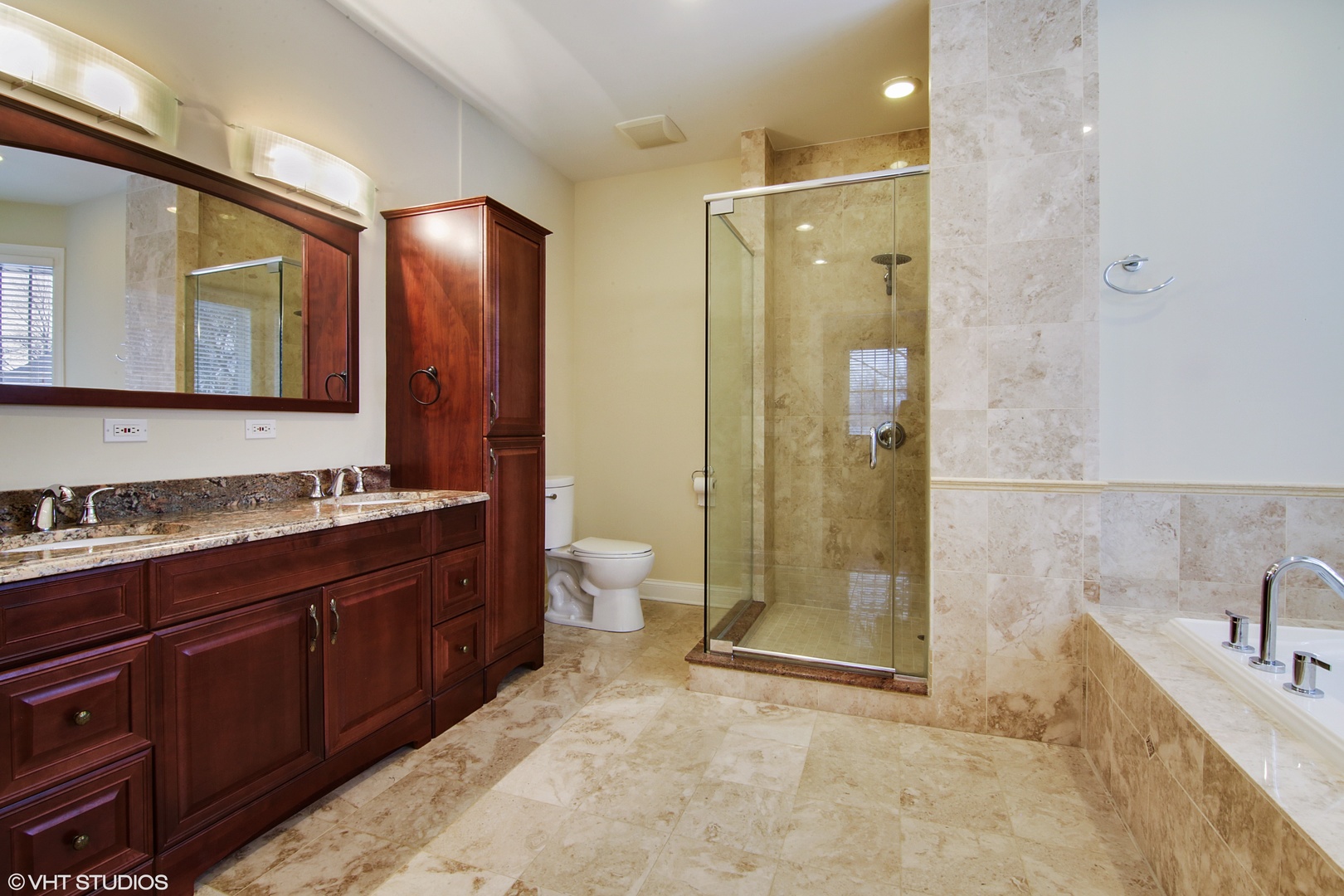 507 Locust Road Wilmette, IL 60091 - Photo 15 of 25