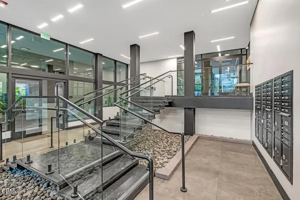 $899,000 | 178 South Euclid Avenue, Unit 412, Pasadena, CA 91101