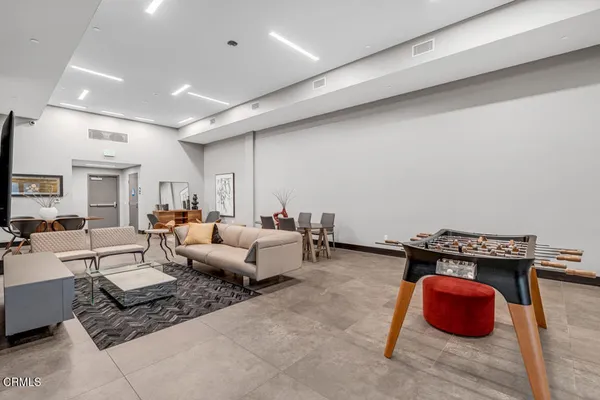 $899,000 | 178 South Euclid Avenue, Unit 412, Pasadena, CA 91101