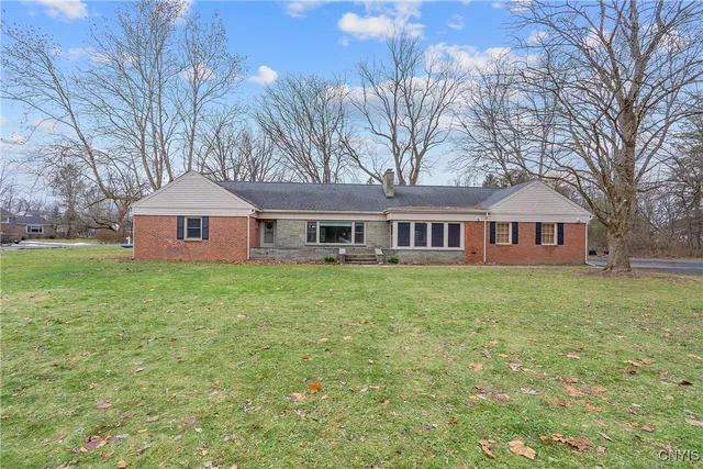 $319,900 | 4985 Fayetteville Manlius Road, Manlius, NY 13104