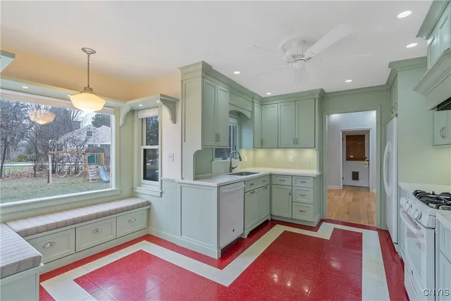 $319,900 | 4985 Fayetteville Manlius Road, Manlius, NY 13104