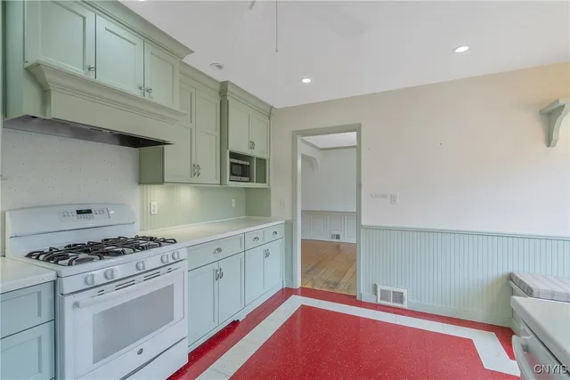 $319,900 | 4985 Fayetteville Manlius Road, Manlius, NY 13104