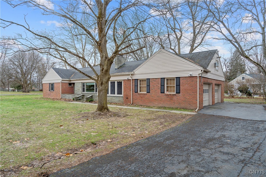 4985 Fayetteville Manlius Road Manlius, NY 13104 - Photo 2 of 50